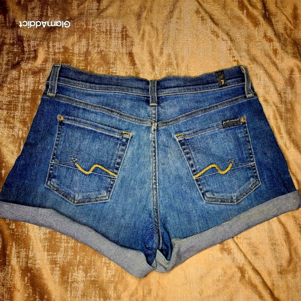 NEW 7 for all mankind denim shorts sz 28